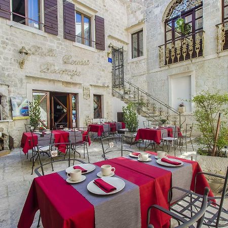 Palace Derossi Trogir Ngoại thất bức ảnh