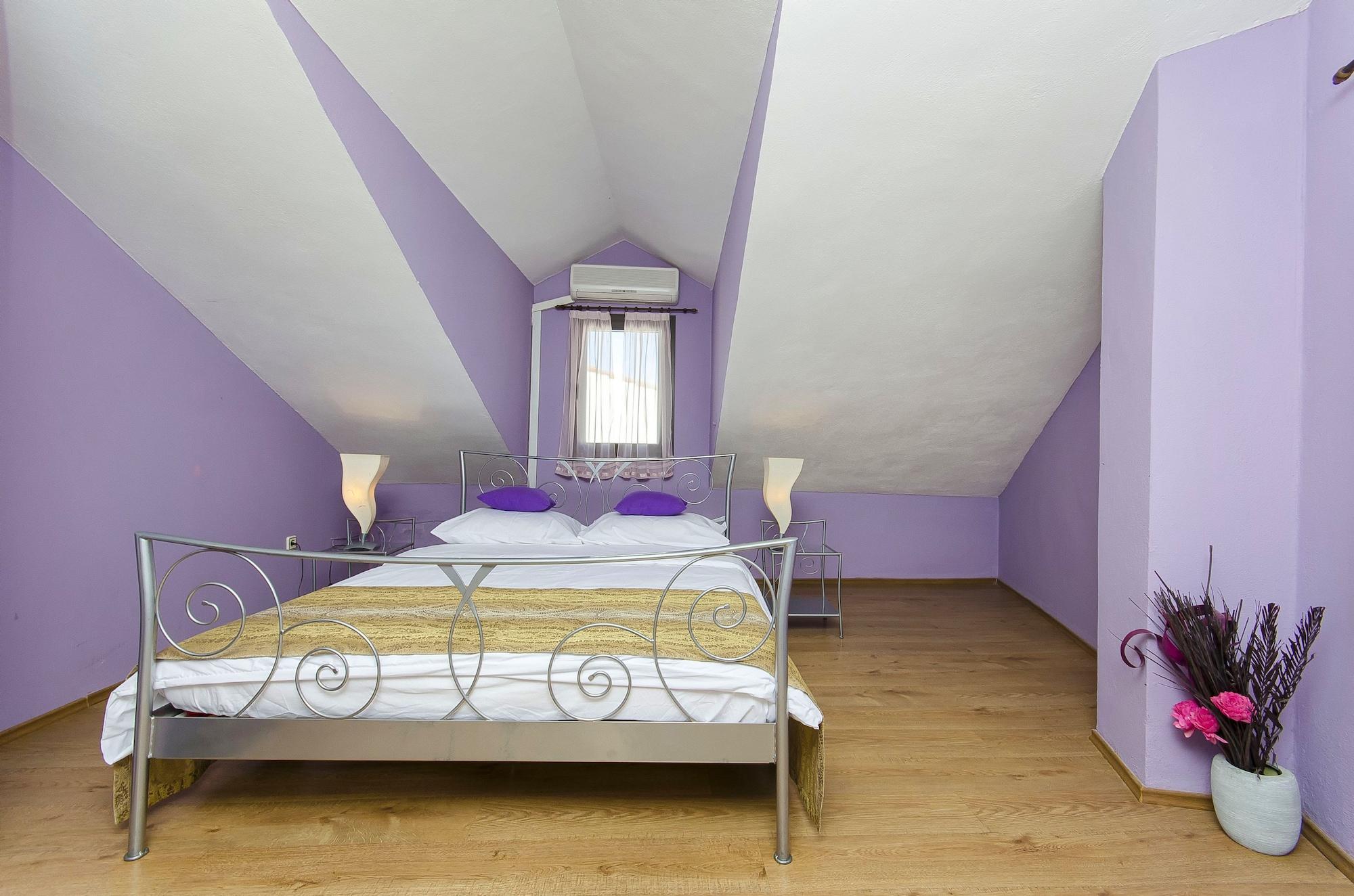 Palace Derossi Trogir Ngoại thất bức ảnh