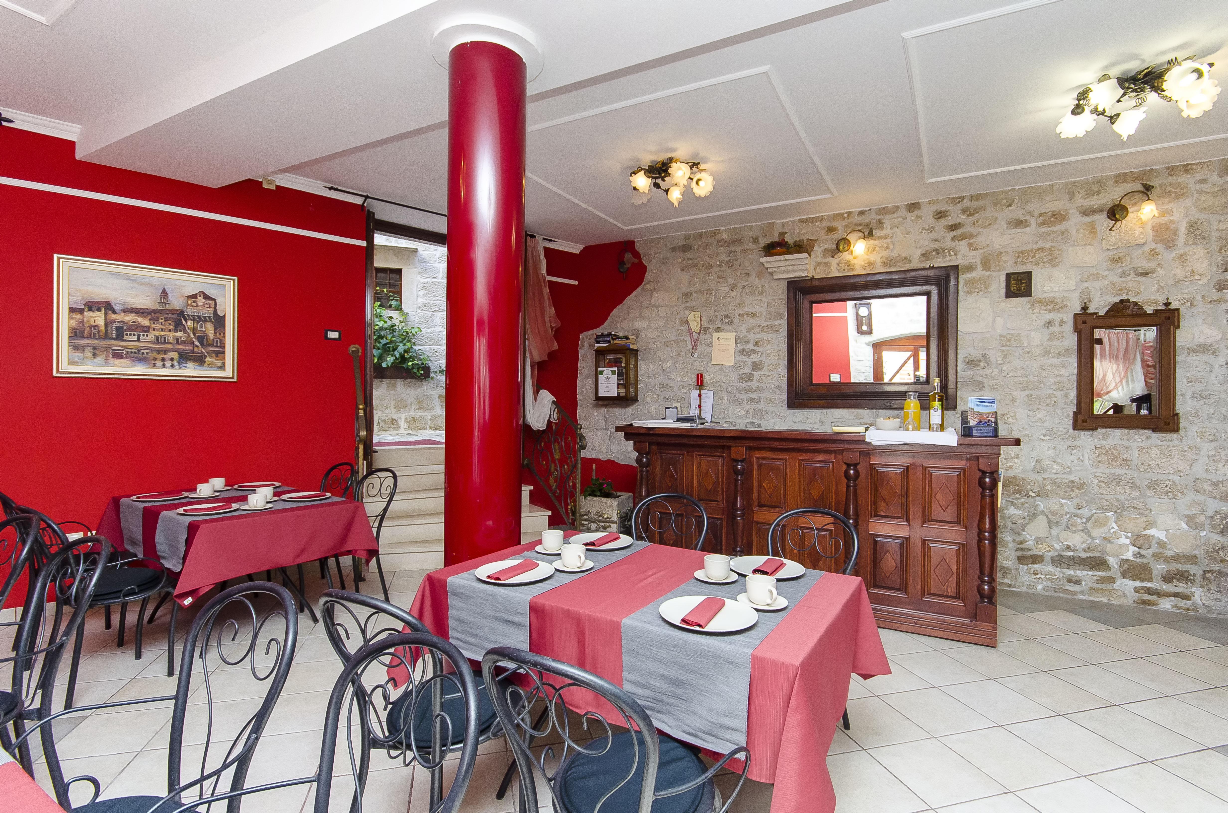 Palace Derossi Trogir Ngoại thất bức ảnh