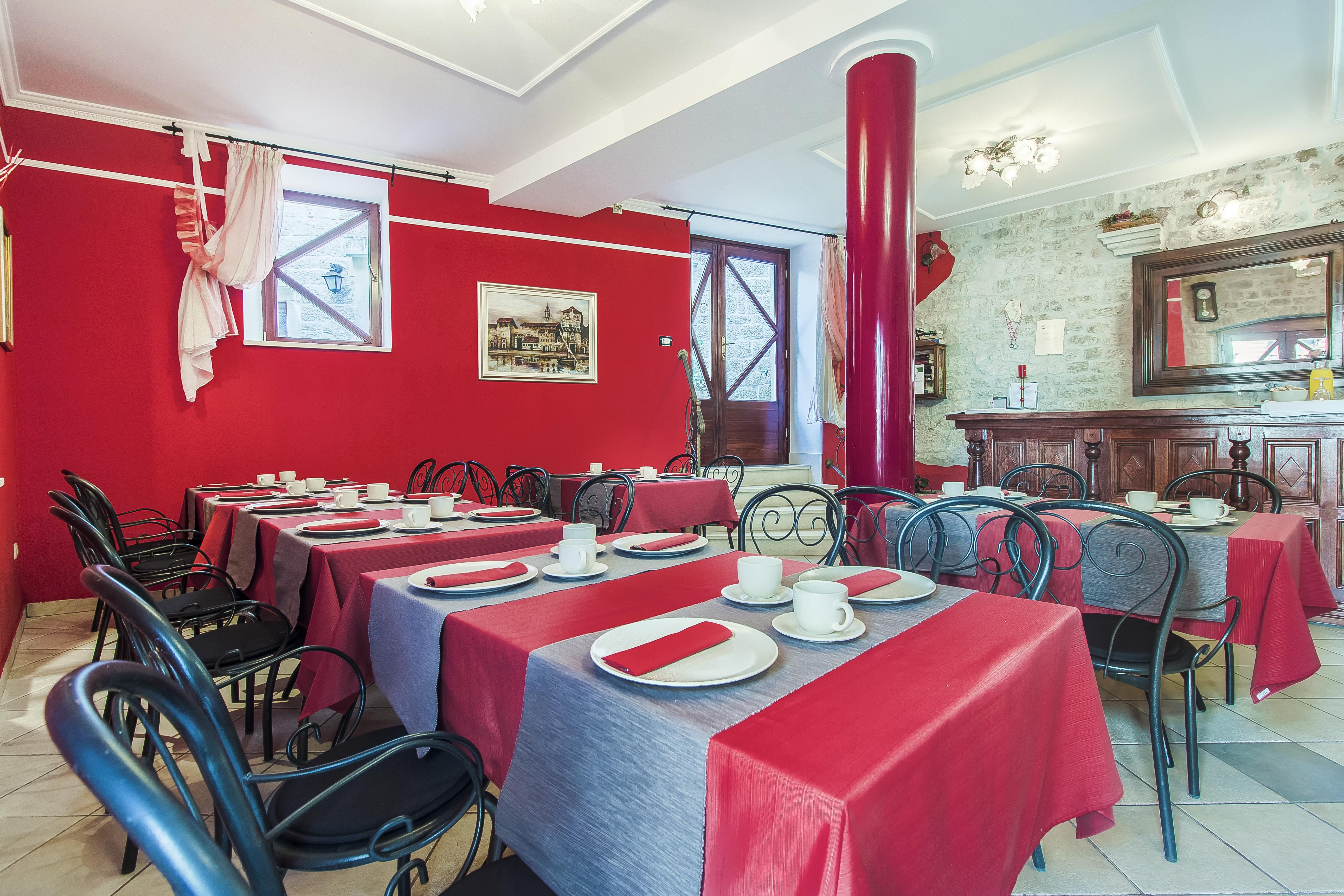 Palace Derossi Trogir Ngoại thất bức ảnh