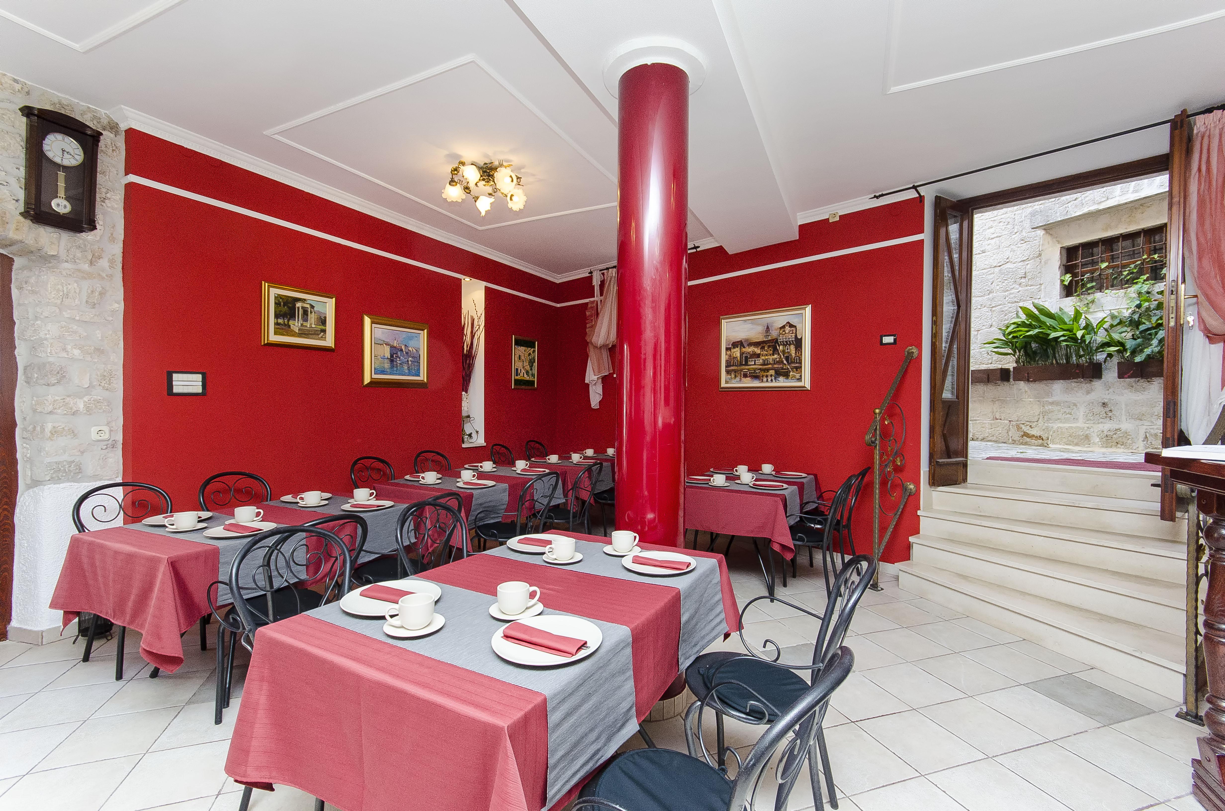 Palace Derossi Trogir Ngoại thất bức ảnh
