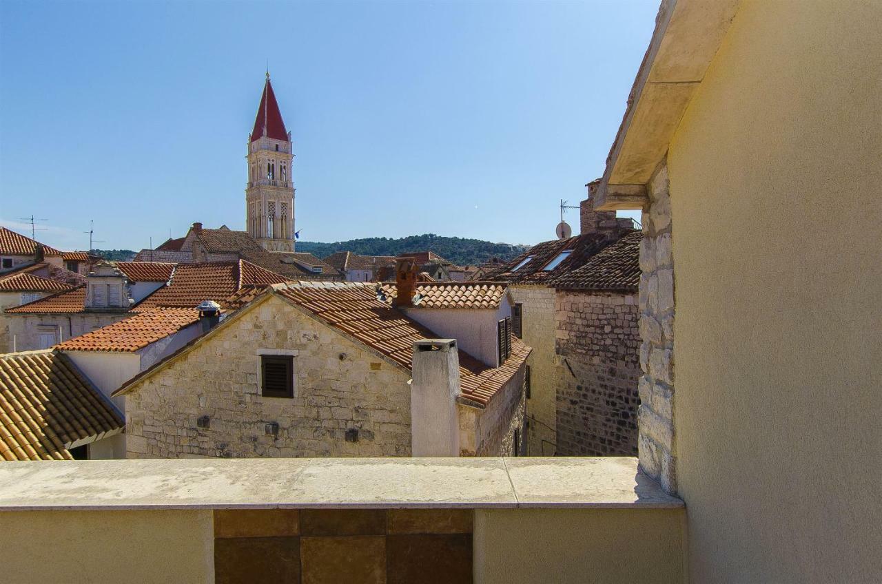Palace Derossi Trogir Ngoại thất bức ảnh