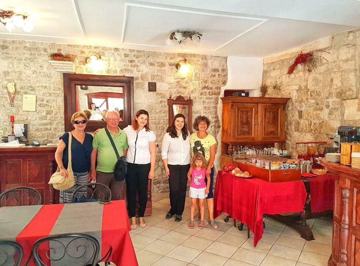 Palace Derossi Trogir Ngoại thất bức ảnh